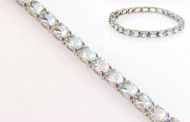 14 Karat White Gold Aquamarine Tennis Bracelet